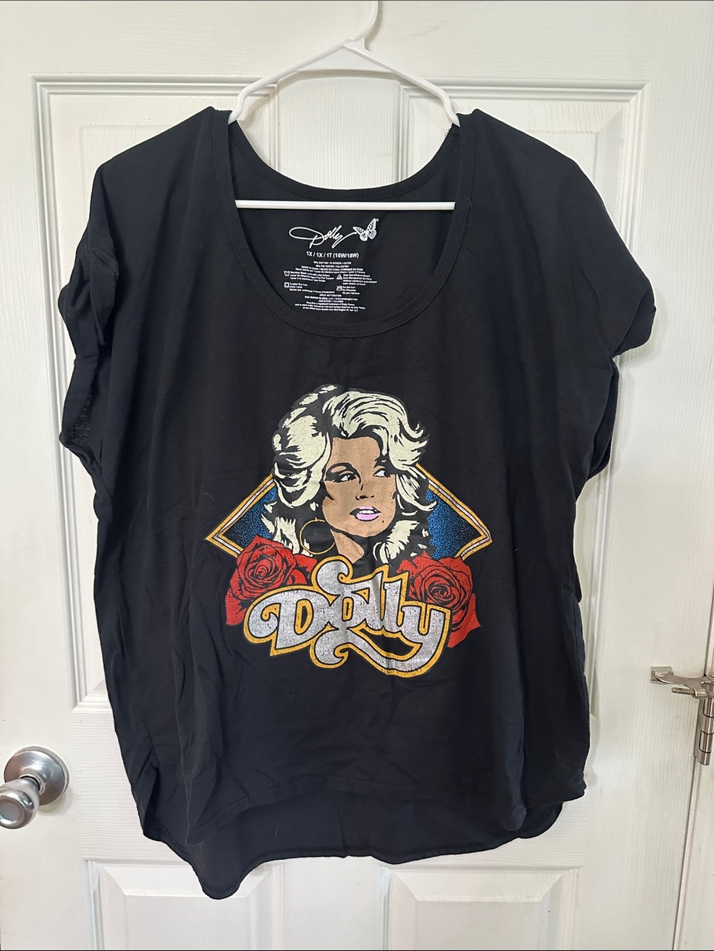 Dolly Graphic Black Short-Sleeve Tee with Red Rose Detail
